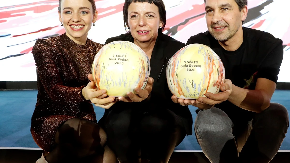 Javier Olleros, Fina Puigdevall y su hija Martina Javier Olleros, Fina Puigdevall y su hija Martina