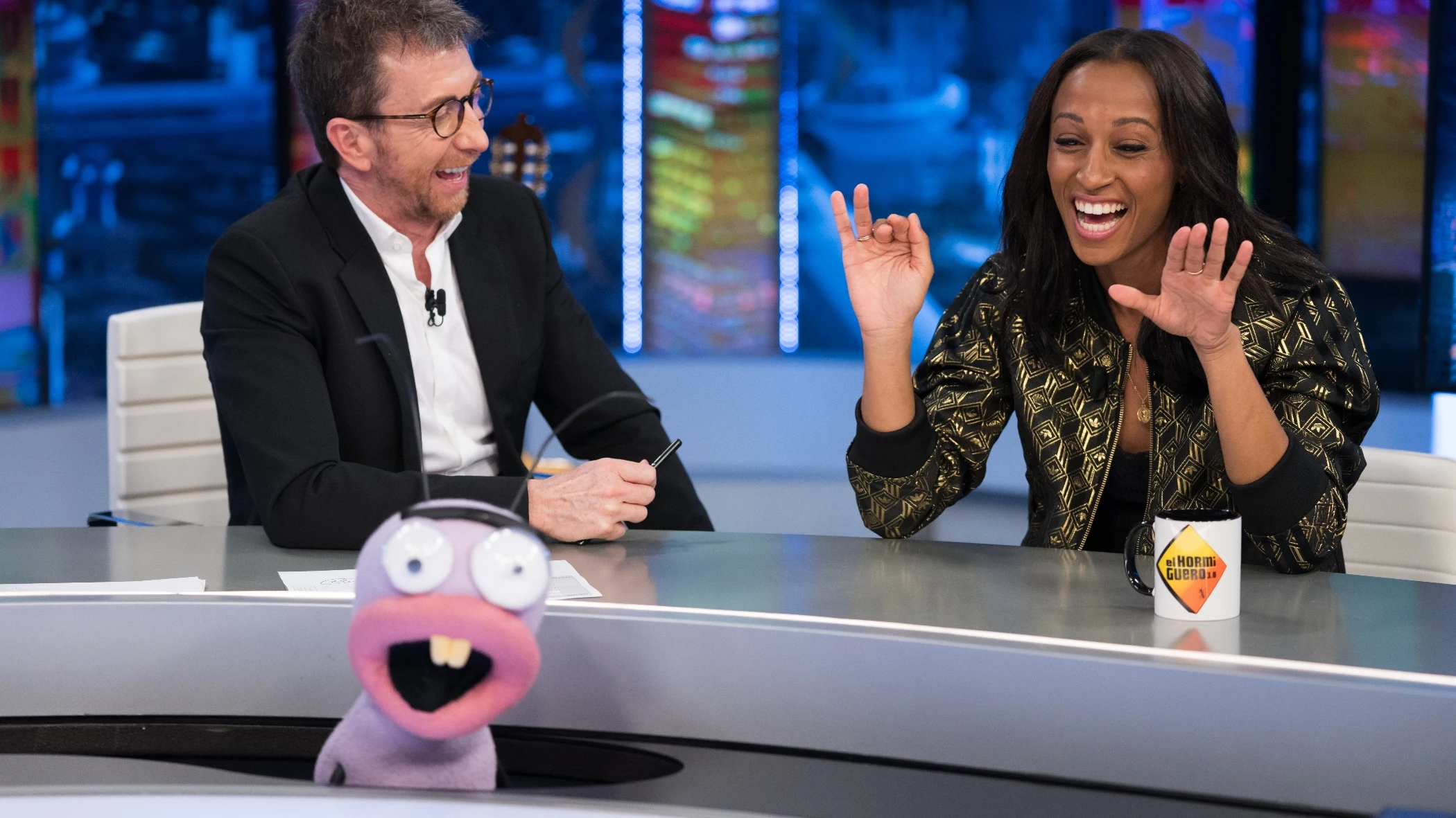 ¿Hay ligoteo en las competiciones? Ana Peleteiro, sincera en 'El Hormiguero 3.0': "Jaleo es poco" ¿Hay ligoteo en las competiciones? Ana Peleteiro, sincera en 'El Hormiguero 3.0': "Jaleo es poco"