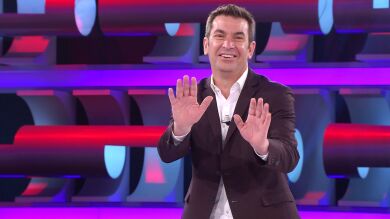 El chiste de Arturo Valls que provoca el enfado de las señoras mayores en '¡Ahora caigo!'