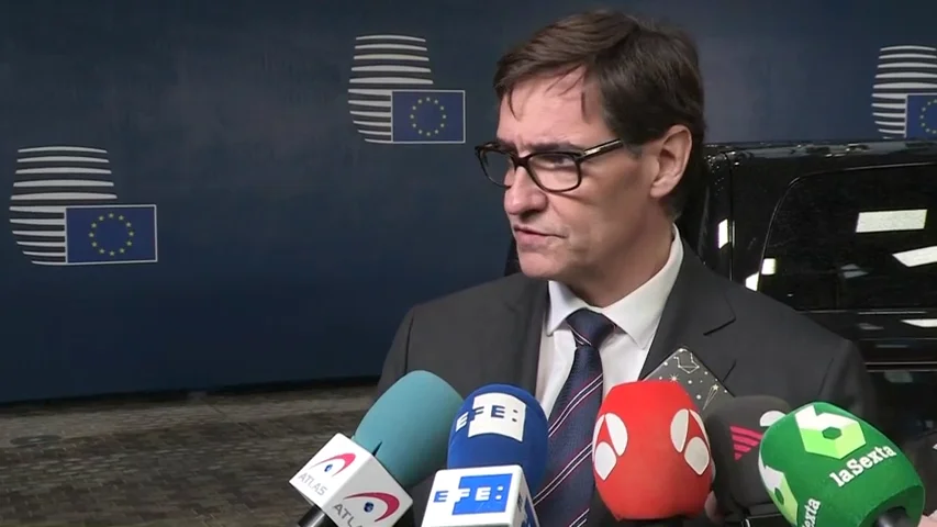 Salvador Illa señala que España está en fase de contención por coronavirus aunque no descarta otros escenarios Salvador Illa señala que España está en fase de contención por coronavirus aunque no descarta otros escenarios