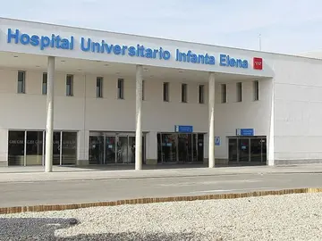 Hospital Universitario Infanta Elena donde ha muerto un anciano con coronavirus Hospital Universitario Infanta Elena donde ha muerto un anciano con coronavirus