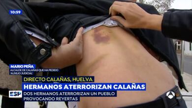 Un pueblo de Huelva pide ayuda: Dos hermanos aterrorizan a los vecinos desde hace meses