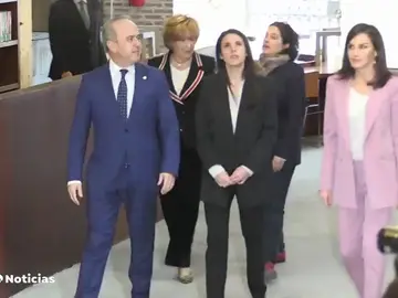 La reina Letizia e Irene Montero en un acto por el Día de la Mujer La reina Letizia e Irene Montero en un acto por el Día de la Mujer