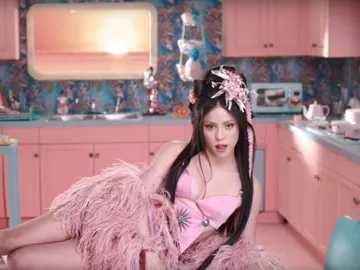 Shakira y Anuel AA Shakira y Anuel AA