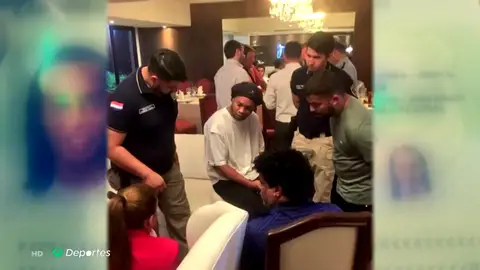 Ronaldinho y su hermano, detenidos de nuevo por el caso de los pasaportes falsos Ronaldinho y su hermano, detenidos de nuevo por el caso de los pasaportes falsos