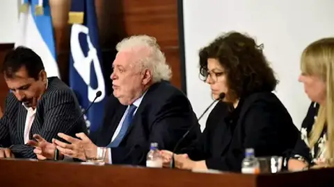 Imagen del ministro de Salud de Argentina, Ginés González García. Imagen del ministro de Salud de Argentina, Ginés González García.