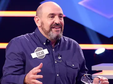 Óscar, de 'Los dispersos', revela "el golpe" con el que engañó a una editorial sueca Óscar, de 'Los dispersos', revela "el golpe" con el que engañó a una editorial sueca