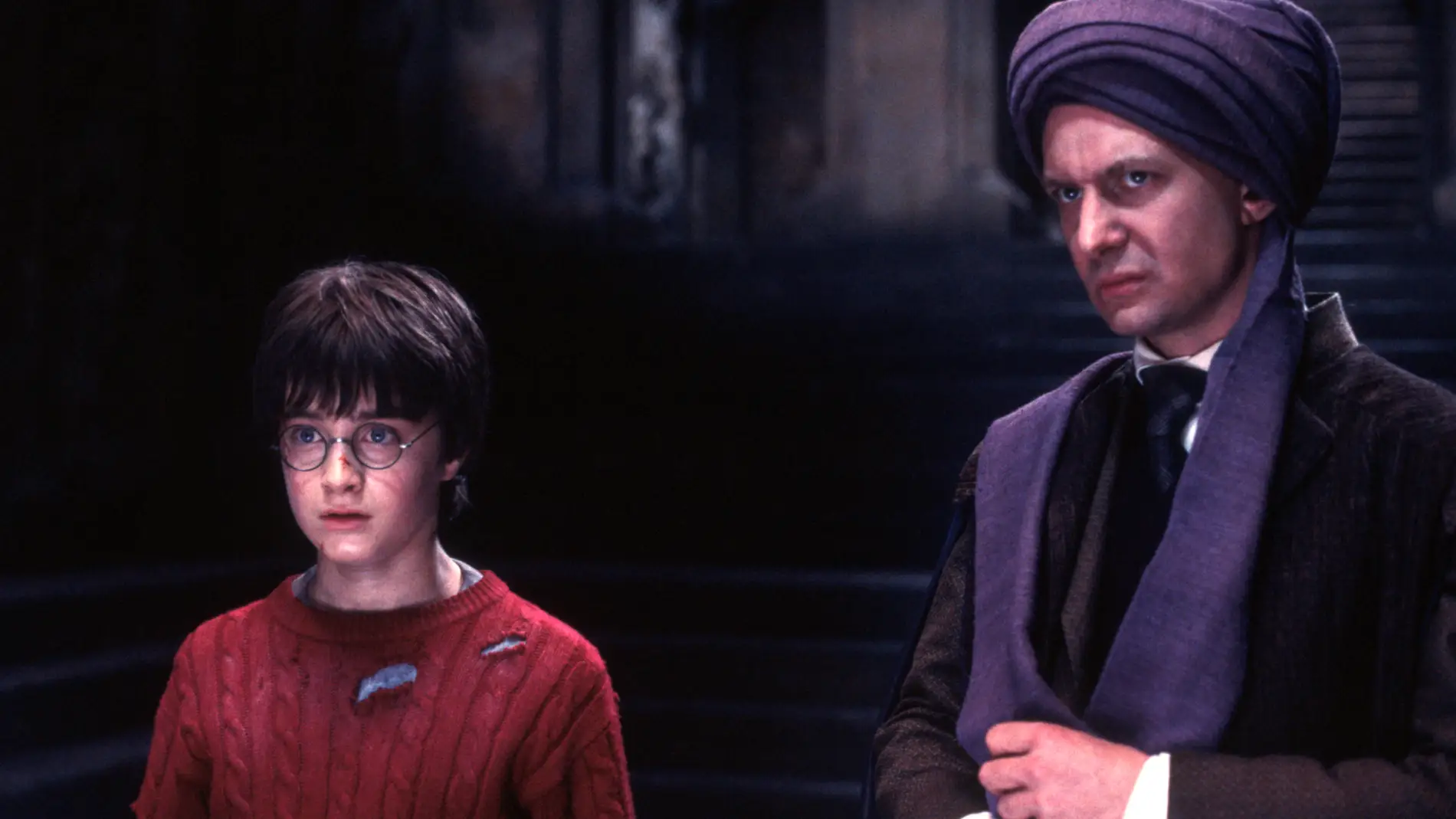 Harry Potter y el profesor Quirrell (Ian Hart) en 'La piedra filosal'