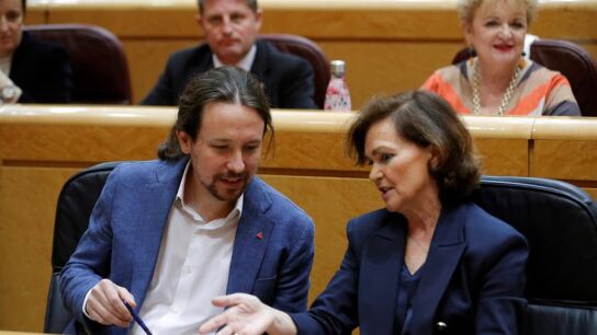 Pablo Iglesias y Carmen Calvo en el Congreso