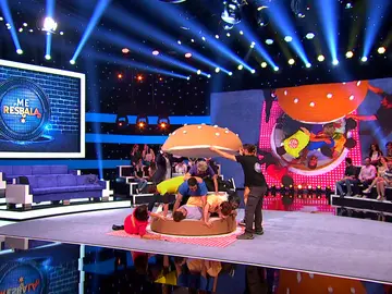 Estrenamos ‘La hamburguesa prometida’ de ‘Me resbala’ Estrenamos ‘La hamburguesa prometida’ de ‘Me resbala’