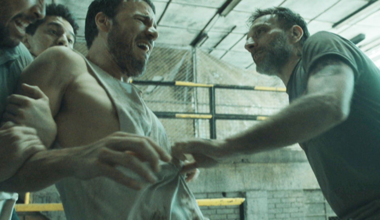 La brutal pelea entre los hombres del Checo contra Antonio