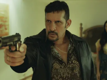 Una traición que da comienzo al odio a muerte entre Cruz y Quitombo Una traición que da comienzo al odio a muerte entre Cruz y Quitombo