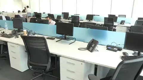 El Gobierno tomará medidas para facilitar el teletrabajo tras los casos con coronavirus El Gobierno tomará medidas para facilitar el teletrabajo tras los casos con coronavirus