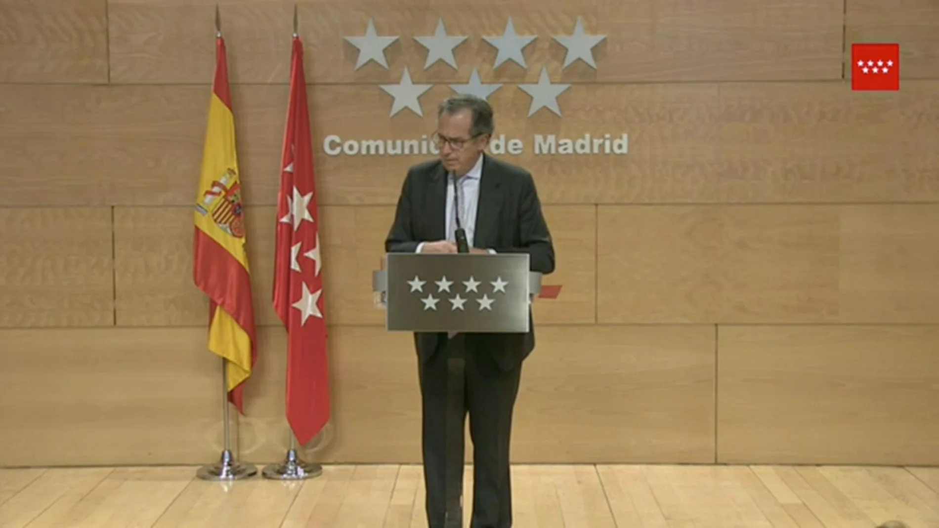 Enrique Ossorio: “Las clases continuarán de forma online o a distancia y el personal irá a los centros” Enrique Ossorio: “Las clases continuarán de forma online o a distancia y el personal irá a los centros”
