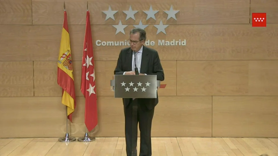 Enrique Ossorio: &ldquo;Las clases continuar&aacute;n de forma online o a distancia y el personal ir&aacute; a los centros&rdquo;
