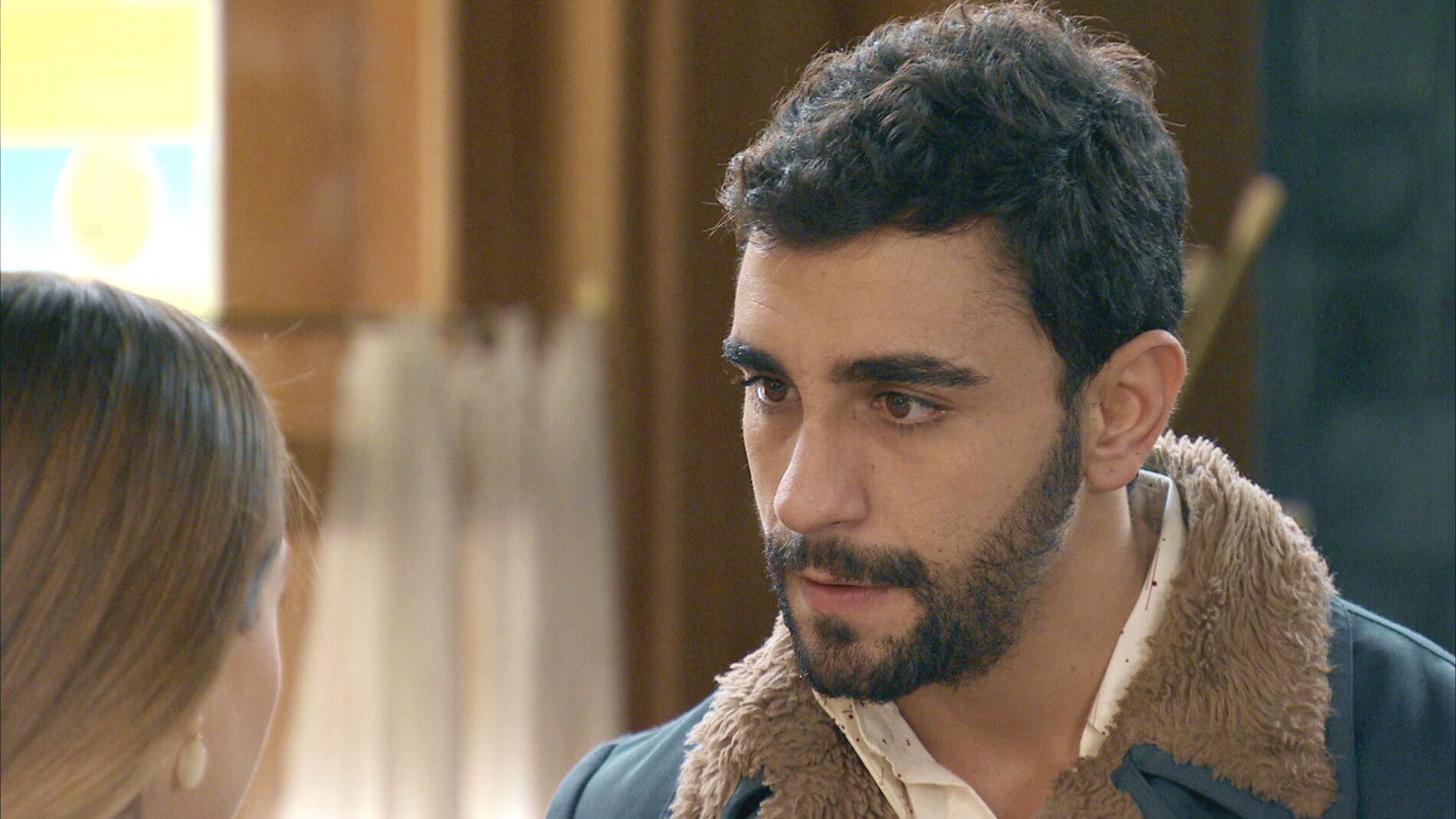 Sebas le cuenta toda la verdad a Luisita sobre la amenaza de Marcelino