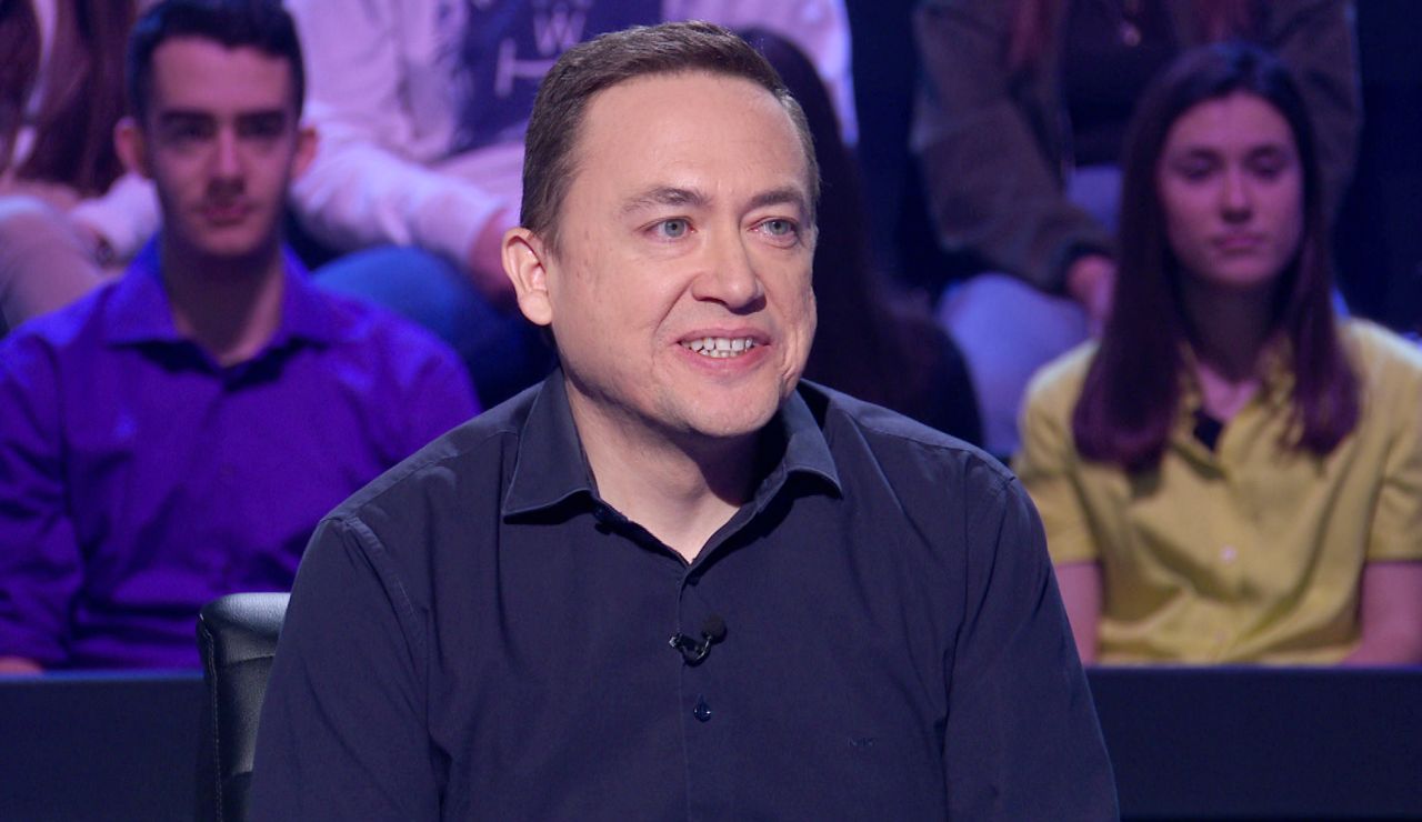 El Atlético de Madrid, a punto de costarle un disgusto a Carlos Adán en '¿Quién quiere ser millonario?' 