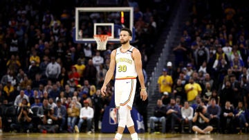 Stephen Curry en el estadio de Golden State Warriors