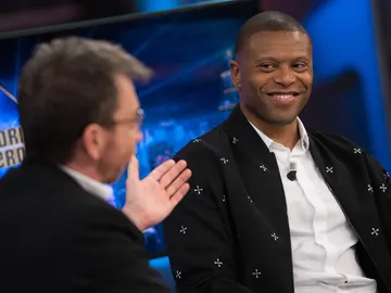 El corte de Roberto Carlos a Júlio Baptista en directo en 'El Hormiguero 3.0' El corte de Roberto Carlos a Júlio Baptista en directo en 'El Hormiguero 3.0'