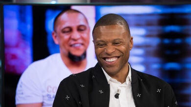 Roberto Carlos demuestra su talento oculto con una genial imitación en 'El Hormiguero 3.0'