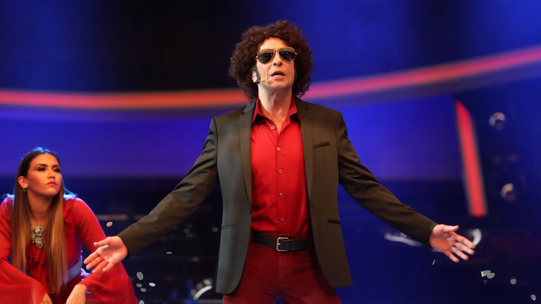 Mario Vaquerizo se convierte en Andrés Calamaro y le canta a su 'Flaca'