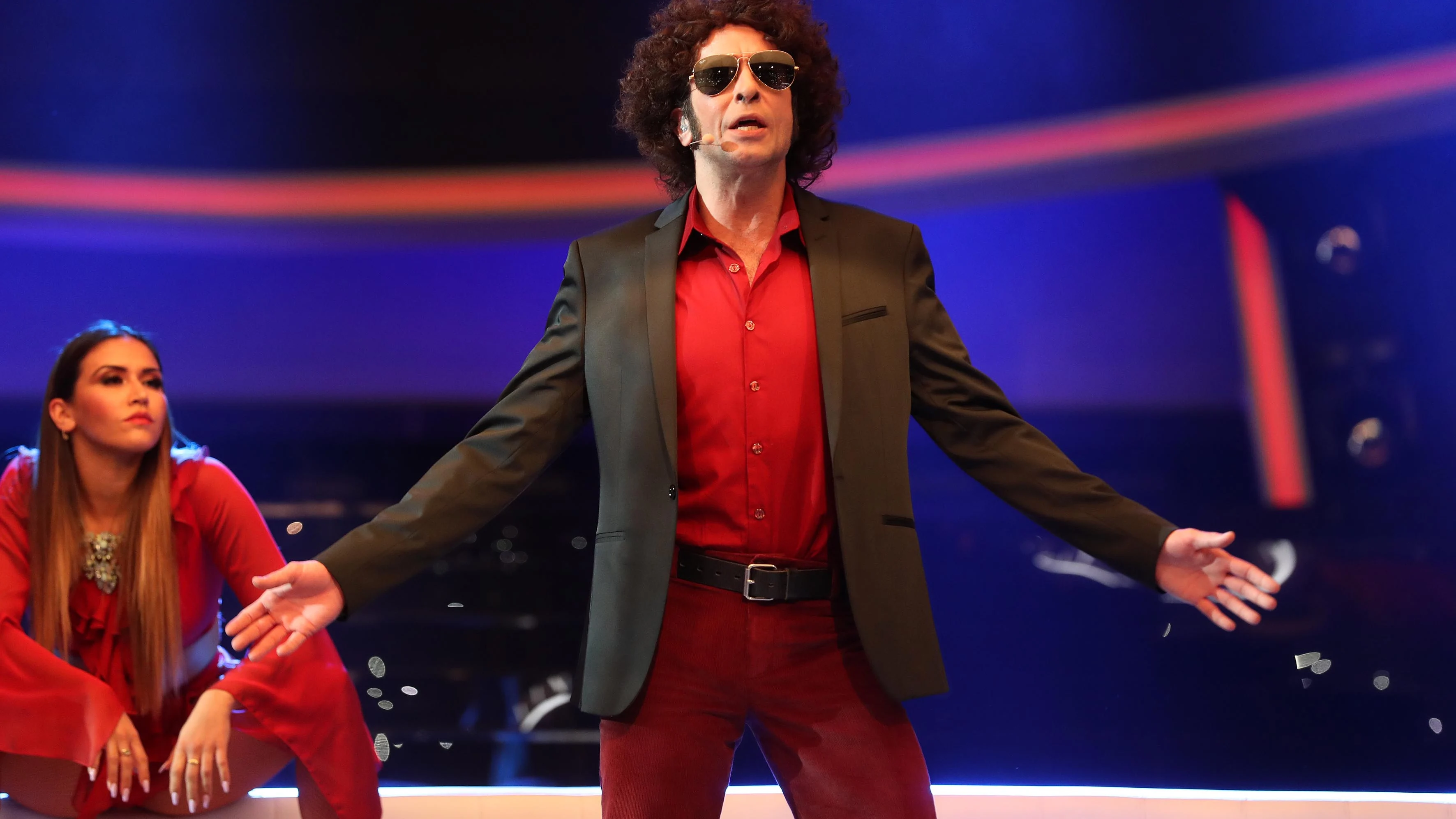 Mario Vaquerizo se convierte en Andrés Calamaro y le canta a su 'Flaca' Mario Vaquerizo se convierte en Andrés Calamaro y le canta a su 'Flaca'