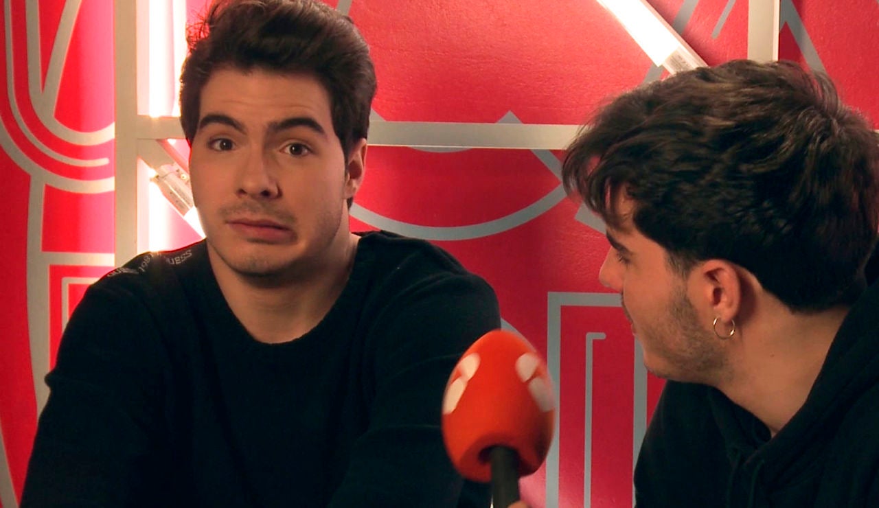 Accidentado momento de Gemeliers al ganar como Andy y Lucas en 'Tu cara me suena'