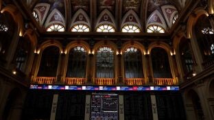 La Bolsa espa&ntilde;ola arranca la semana con p&eacute;rdidas ante el desplome de los &iacute;ndices estadounidenses