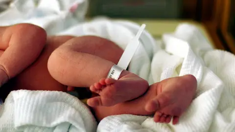 Bebé Hasta ahora la infeccion por coronavirus no se transmite de embarazadas a sus bebes