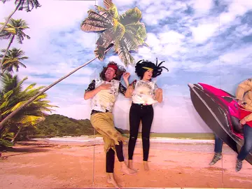 La infidelidad de Silvia Abril a Edu Soto por los músculos de El Monaguillo en una isla desierta La infidelidad de Silvia Abril a Edu Soto por los músculos de El Monaguillo en una isla desierta