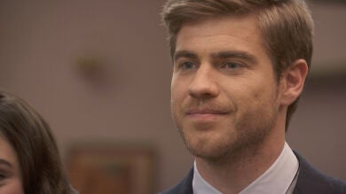 ‘El secreto de Puente Viejo’: El tenso y esperado reencuentro entre Adolfo y Marta