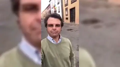 Así critica el estado de alarma Rafael Díez Folgueras, un alto funcionario de Canarias: "Yo me quedo en casa si quiero" Así critica el estado de alarma Rafael Díez Folgueras, un alto funcionario de Canarias: "Yo me quedo en casa si quiero"
