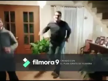 El baile del alcalde de Mancor para sobrellevar el confinamiento por el coronavirus El baile del alcalde de Mancor para sobrellevar el confinamiento por el coronavirus