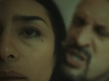 Quitombo abusa sexualmente de Angelita Quitombo abusa sexualmente de Angelita