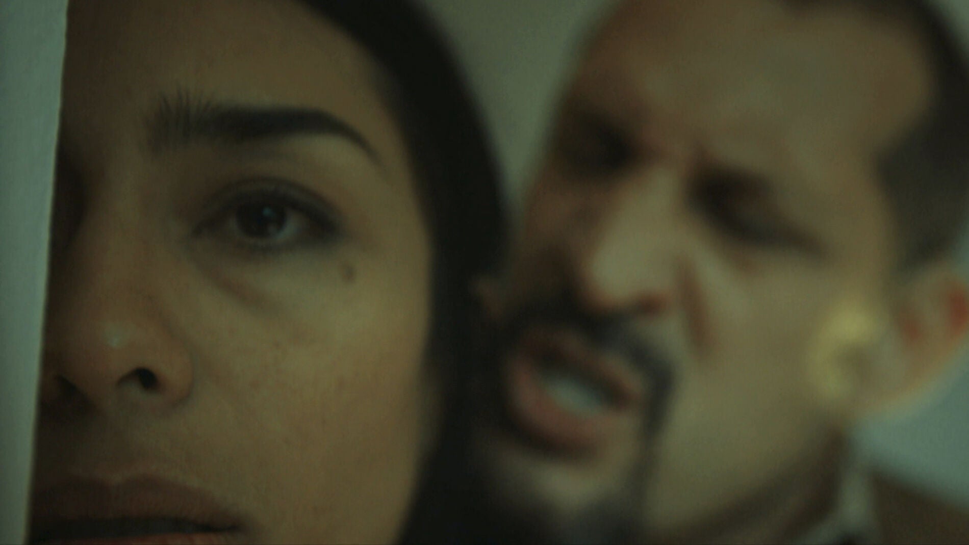 Quitombo abusa sexualmente de Angelita