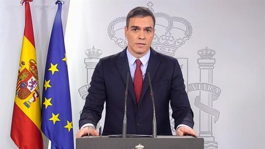 Pedro S&aacute;nchez, en una declaraci&oacute;n institucional en el Palacio de la Moncloa
