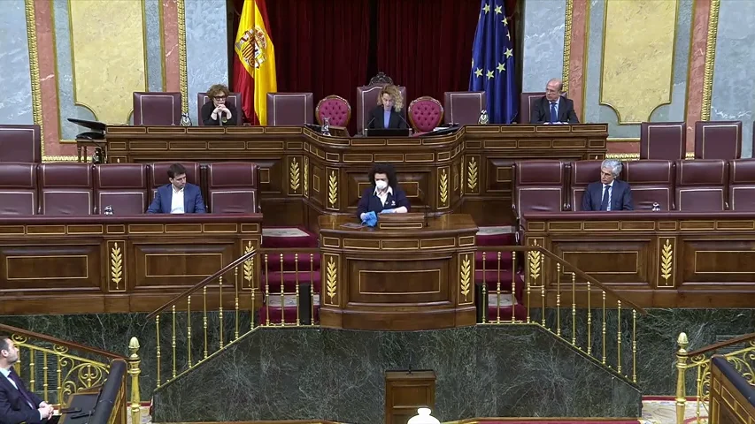Limpieza en el Congreso para evitar el contagio del coronavirus durante el pleno