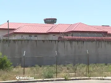 Los funcionarios de prisiones piden más protección y material frente al COVID-19 Los funcionarios de prisiones piden más protección y material frente al COVID-19