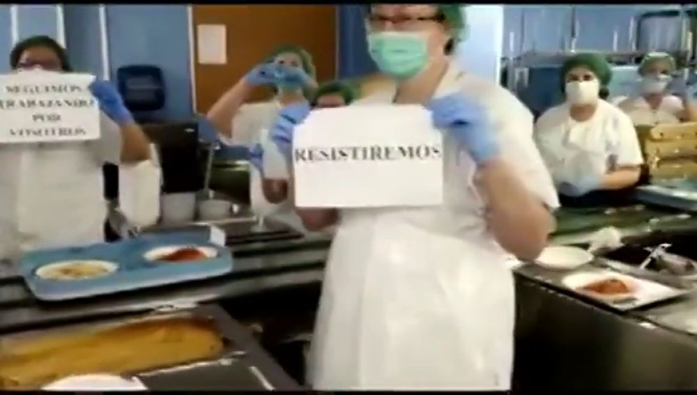 El emotivo vídeo de ánimo de las cocineras del Hospital de Alcalá de Henares azotado por el coronavirus