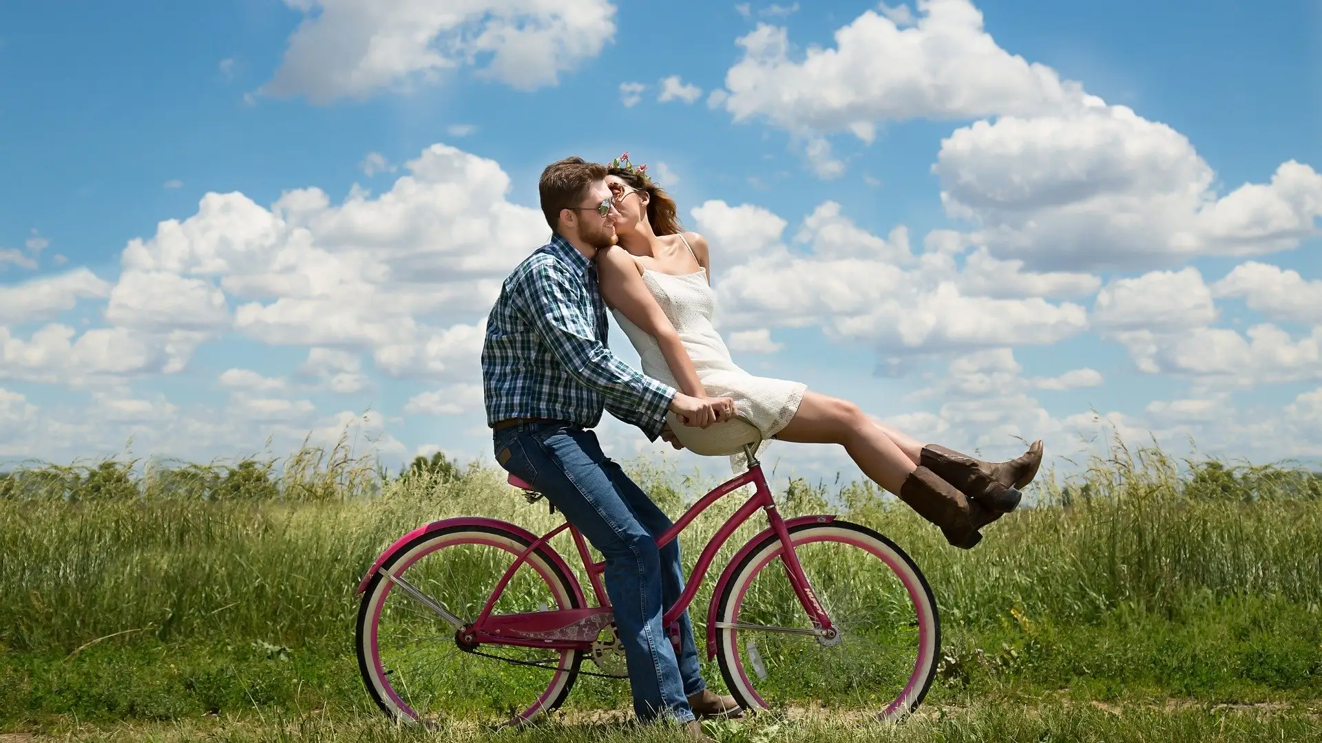 Primavera 2020: La primavera aumenta el deseo sexual Primavera