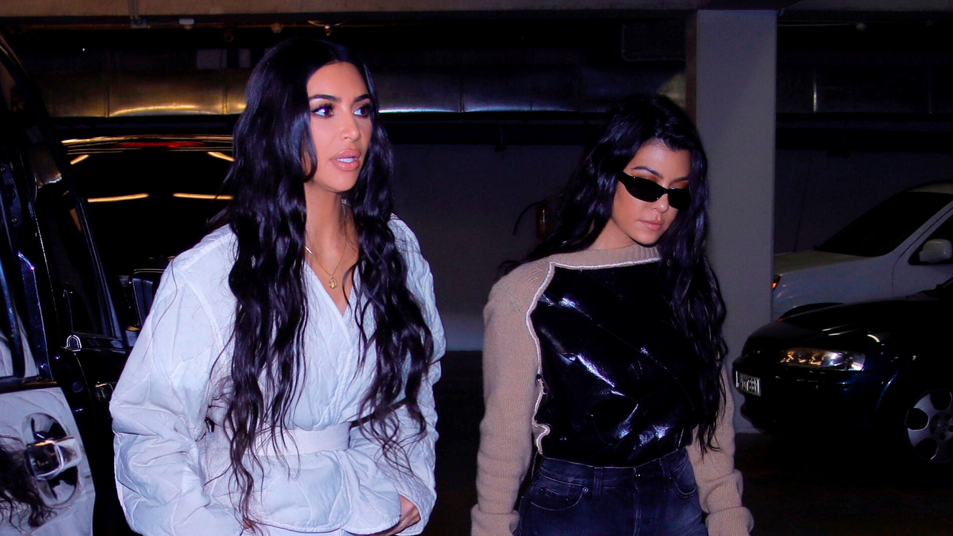 Kim Karrdashian y Kourtney Kardashian
