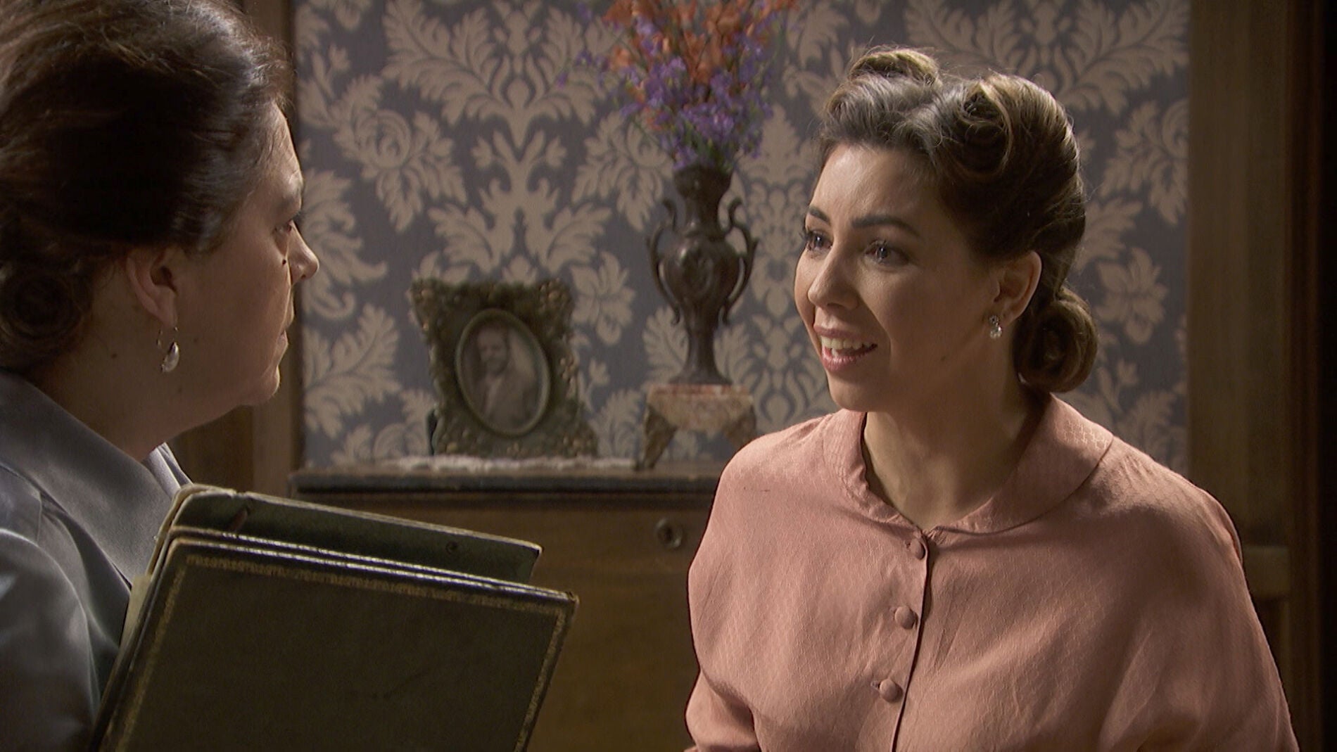 &lsquo;El secreto de Puente Viejo&rsquo;: La plegaria de Emilia a Francisca para cambiar su destino