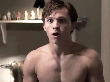 Tom Holland como SpiderMan Tom Holland como SpiderMan