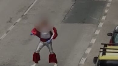 Detienen en Burgos a dos hermanos por bailar disfrazados y en plena calle durante el confinamiento por coronavirus