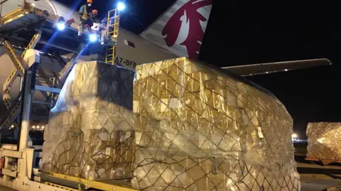 Isabel Díaz Ayuso señala que hoy llega un avión con material sanitario Isabel Díaz Ayuso señala que hoy llega un avión con material sanitario