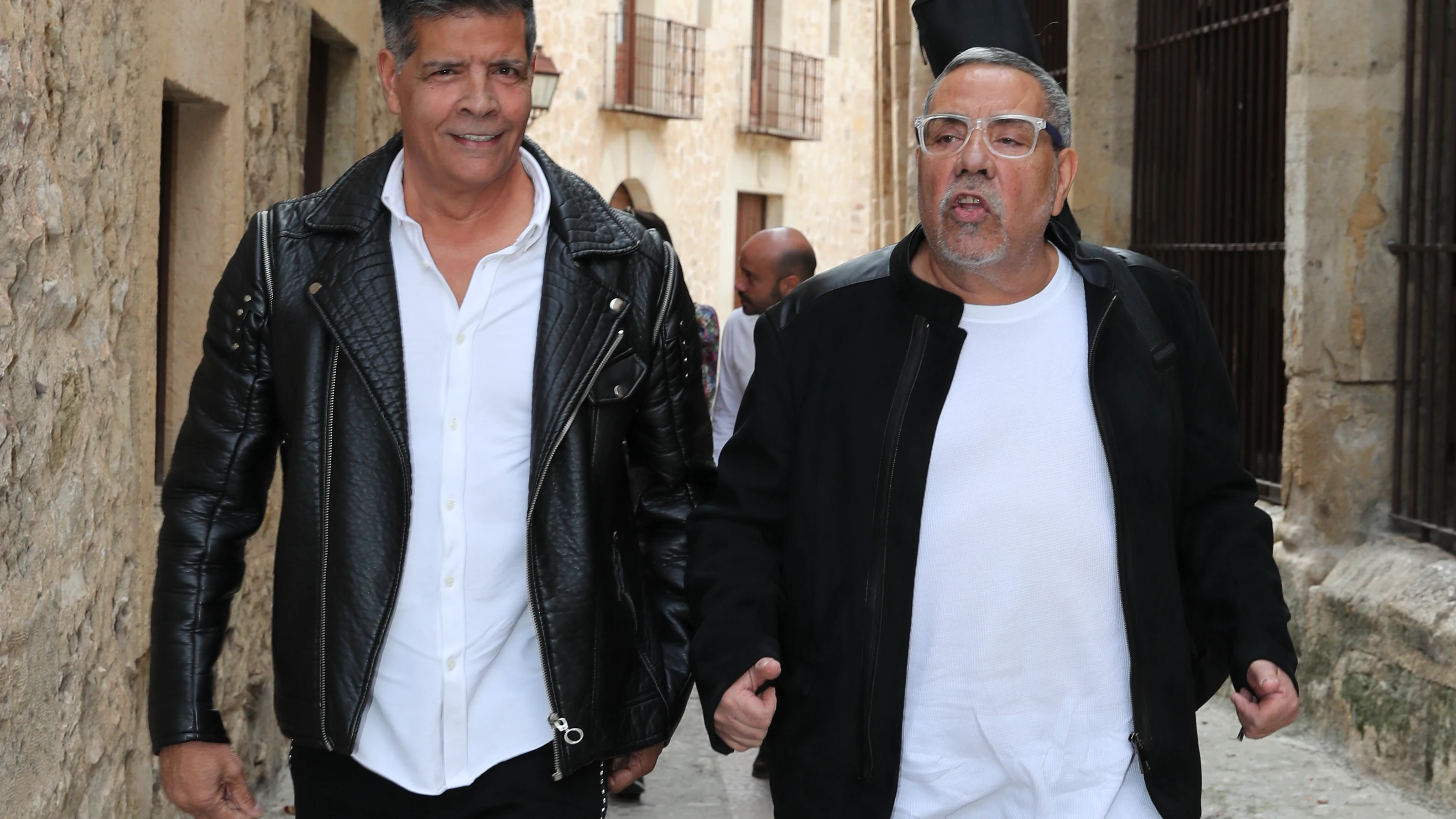 Los hermanos José y Juan Salazar del dúo Los Chunguitos Los hermanos José y Juan Salazar del dúo Los Chunguitos