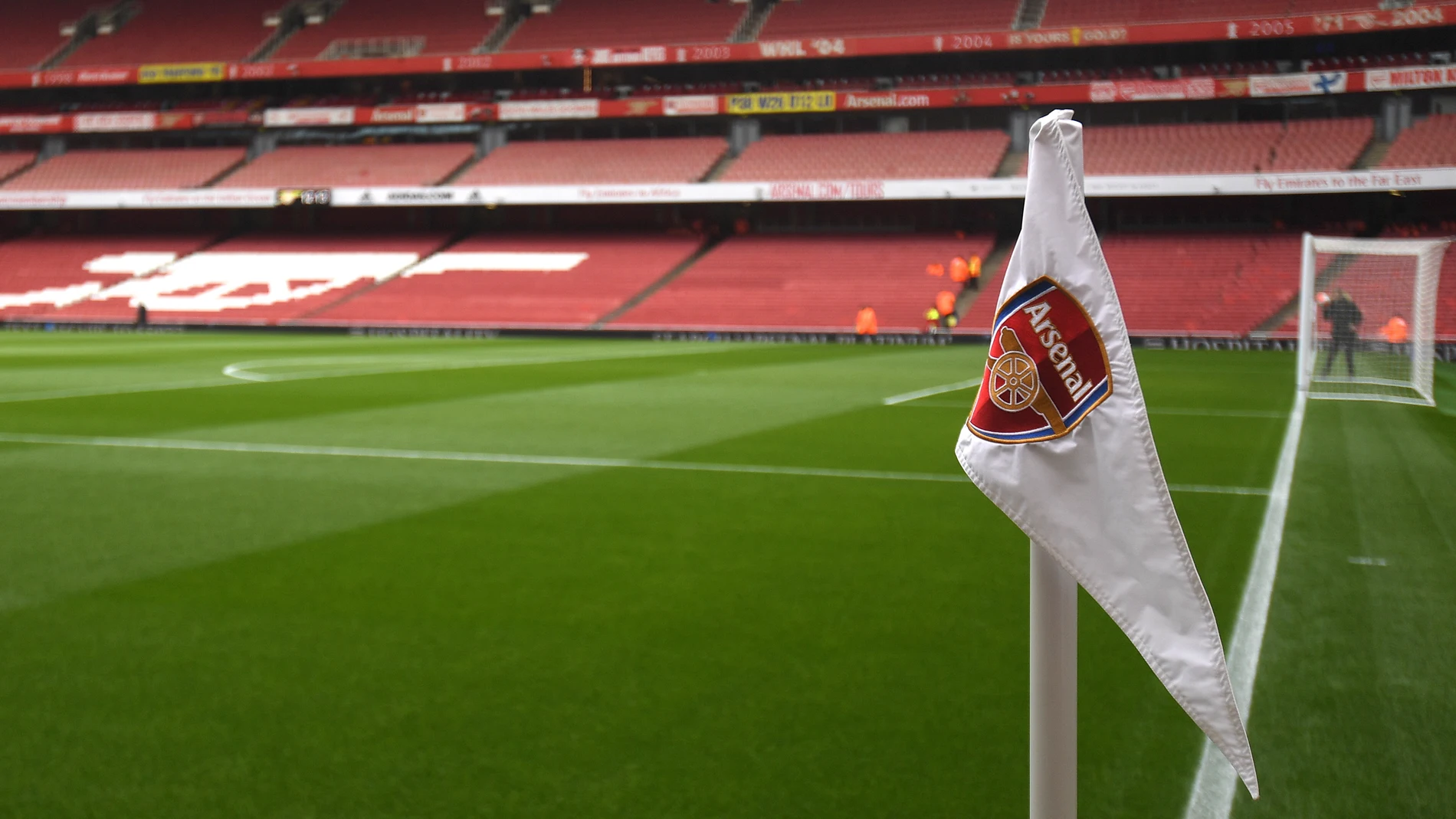 El Emirates Stadium, estadio del Arsenal, con las gradas vacías El Emirates Stadium, estadio del Arsenal, con las gradas vacías