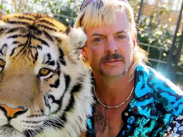 Joe Exotic, protagonista de la miniserie documental 'Tiger King', en una imagen promocional Joe Exotic, protagonista de la miniserie documental 'Tiger King', en una imagen promocional