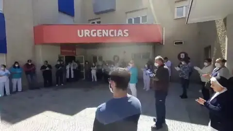 Ascienden a ocho los sanitarios muertos por coronavirus Ascienden a ocho los sanitarios muertos por coronavirus