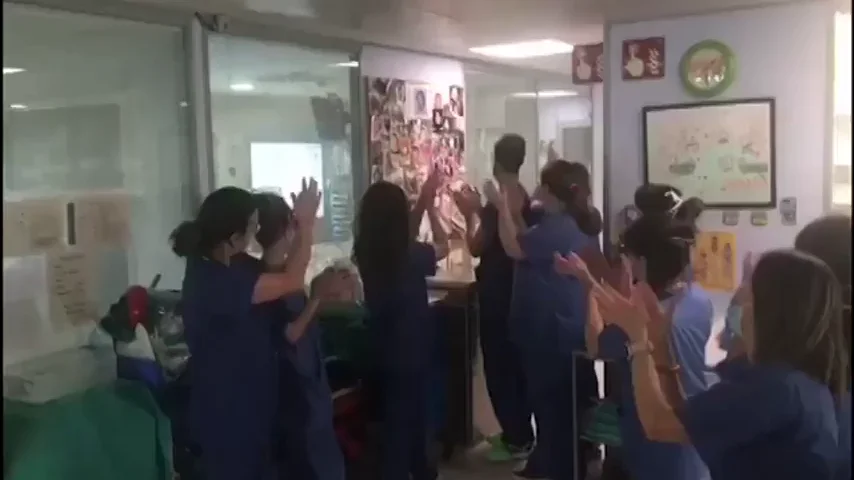 Extuban a un beb&eacute; de cuatro meses con coronavirus en la UCI del Hospital Materno Infantil de M&aacute;laga